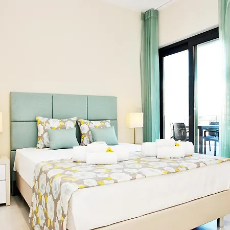 Holiday Home In Armacao Near Sandy Beaches * Armacao de Pera